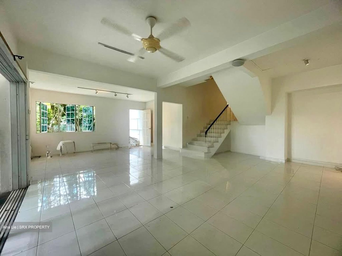 Commonwealth Avenue West (D5), Detached #543063171